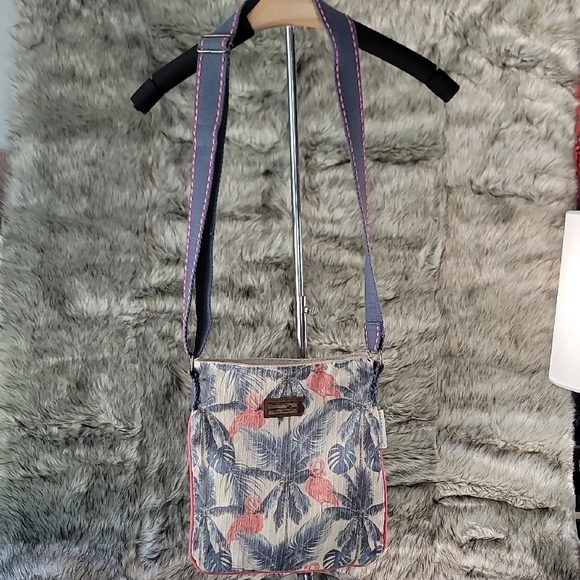 Caribbean Joe Tropical Print Accessory - Picture 8 of 11